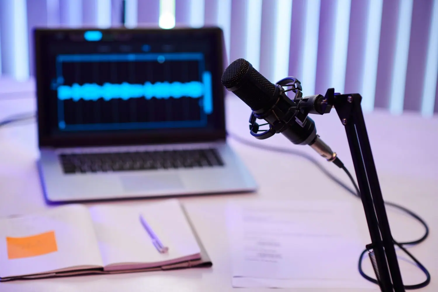 Podcast edukacyjny jak zacząć nagrywać