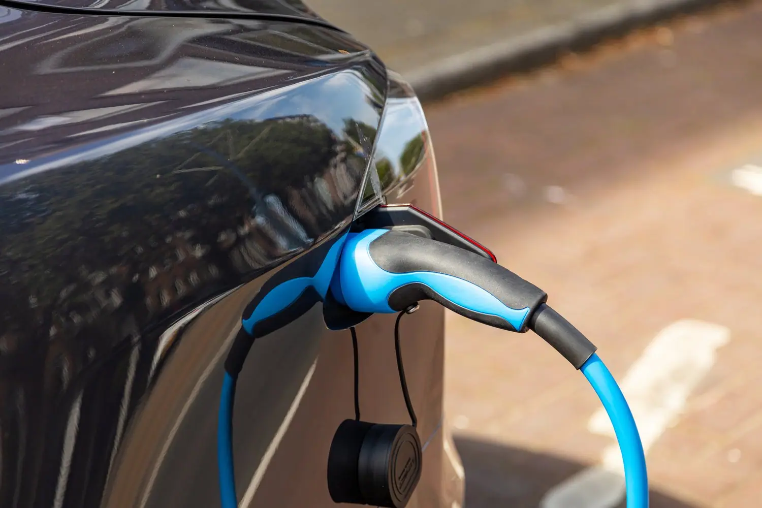 Elektromobilność w Polsce statystyki 2025