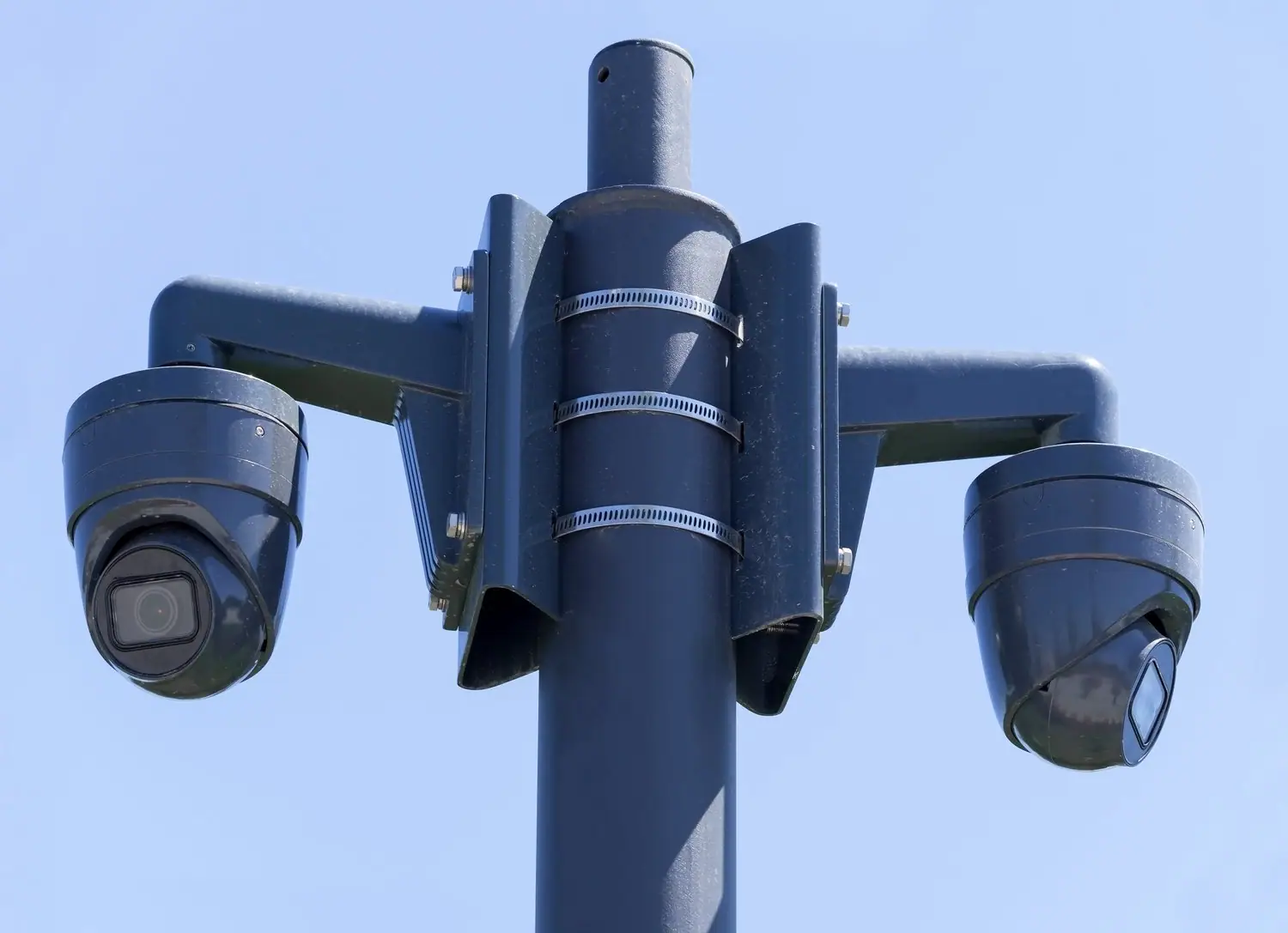 Bezpieczeństwo publiczne monitoring dzielnicowy